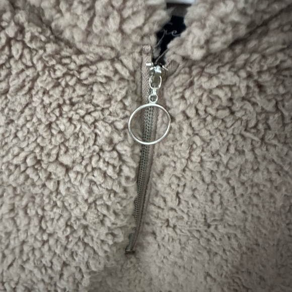 NWT X-large - Picture 2 of 3